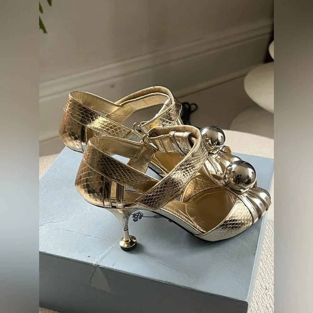 PRADA Gold peeptoe pump sandals size 40/US 10, iconic, worn once - Picture 6 of 12
